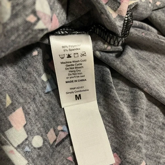 LuLaRoe Confetti Print Iris Tunic Size Medium EUC Unicorn Print! (Size Down 1-2) - Picture 4 of 6